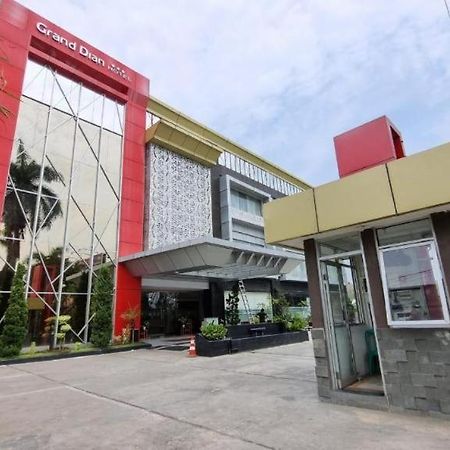 Grand Dian Hotel Slawi Tegal  Exterior foto